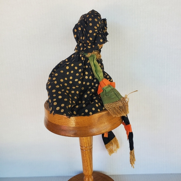 Overly Raker Halloween Pumpkin Scarecrow Witch Doll Weighted Shelf Sitter Straw - Picture 5 of 9